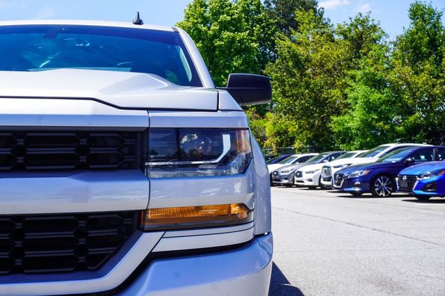2018 Chevrolet Silverado 1500 2WD Double Cab 143.5" Custom - 23010209 - 31
