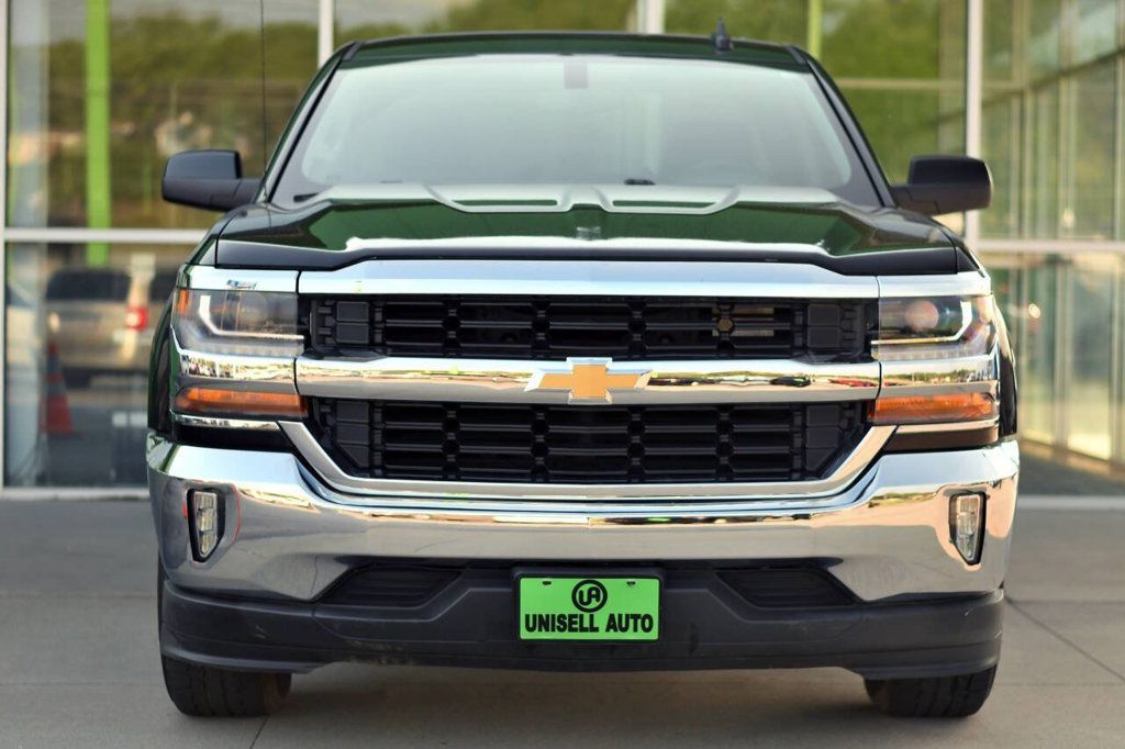 2018 Chevrolet Silverado 1500 photo 2