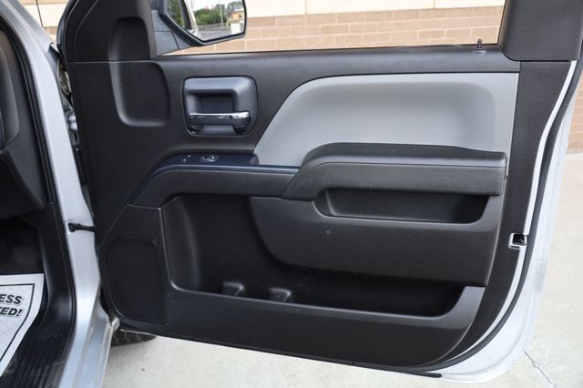 2018 Chevrolet Silverado 1500 2WD Reg Cab 133.0" Work Truck - 22908434 - 17