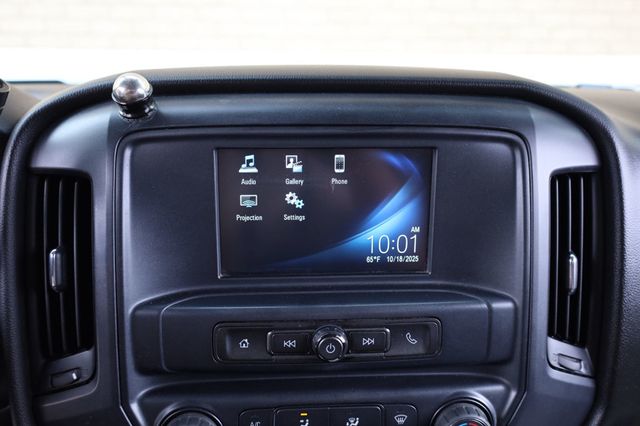 2018 Chevrolet Silverado 1500 2WD Reg Cab 133.0" Work Truck - 22908434 - 21