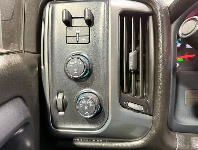 2018 Chevrolet Silverado 1500 4WD Crew Cab 143.5" LT w/1LT - 22959162 - 12