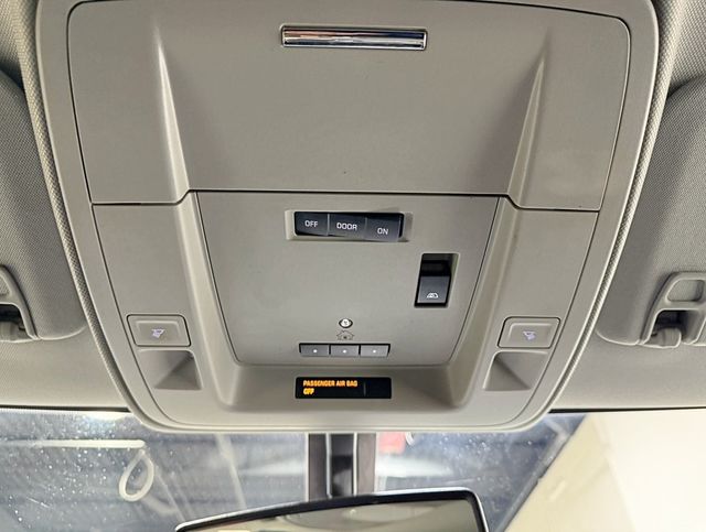 2018 Chevrolet Silverado 1500 4WD Crew Cab 143.5" LT w/1LT - 22959162 - 23