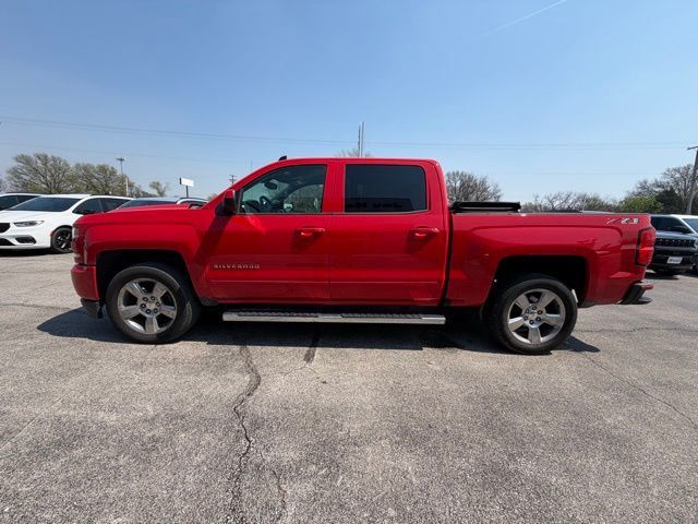 2018 Chevrolet Silverado 1500 4WD Crew Cab 143.5" LT w/1LT - 23009339 - 4