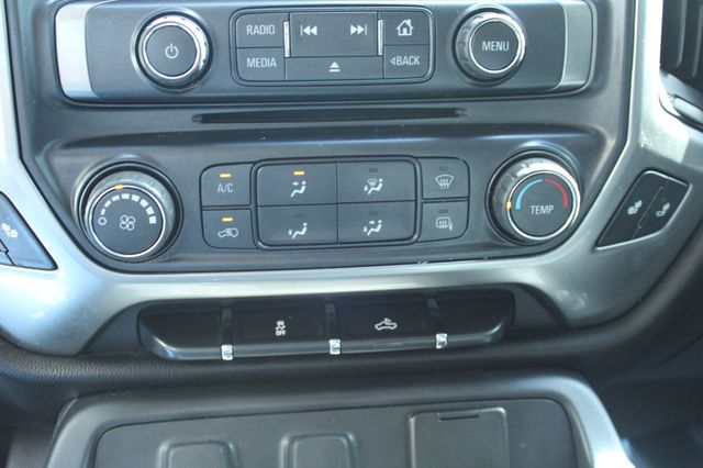 2018 Chevrolet Silverado 1500 4WD Crew Cab 143.5" LT w/1LT - 23054761 - 18