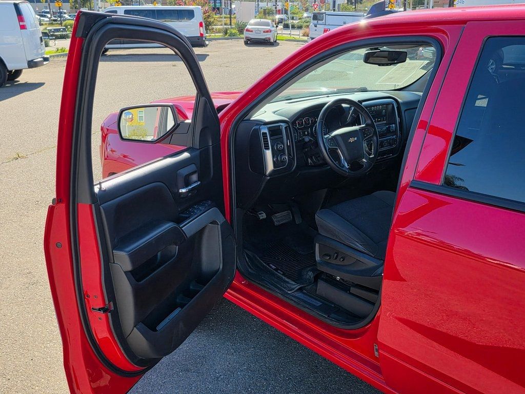 2018 Chevrolet Silverado 1500 4WD Crew Cab 143.5" LT w/1LT - 22951077 - 32