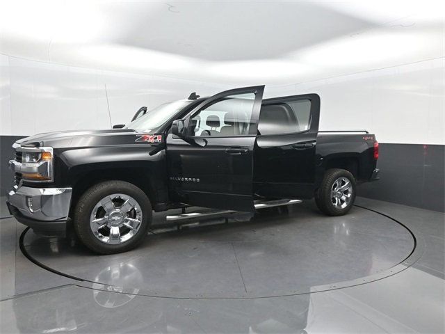 2018 Chevrolet Silverado 1500 4WD Crew Cab 143.5" LT w/1LT - 22958639 - 33