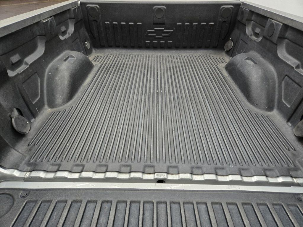 2018 Chevrolet Silverado 1500 4WD Crew Cab 143.5" LT w/2LT - 22977701 - 9