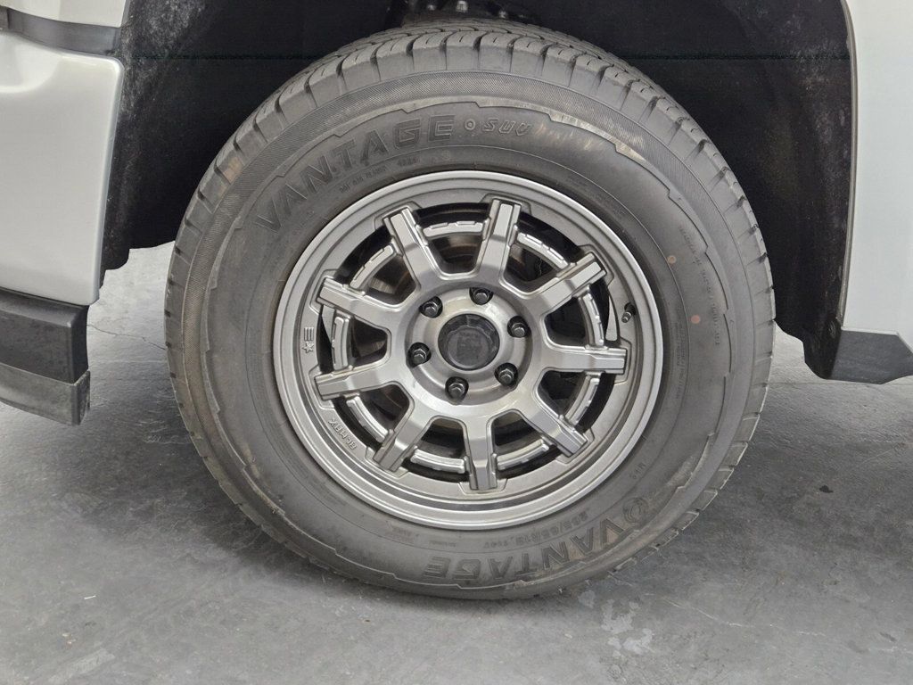 2018 Chevrolet Silverado 1500 4WD Crew Cab 143.5" LT w/2LT - 22977701 - 4