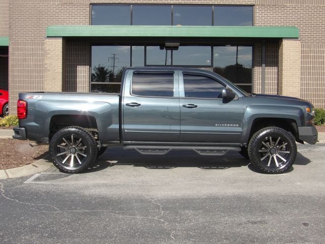 2018 Chevrolet Silverado 1500 LT Z71 photo 3