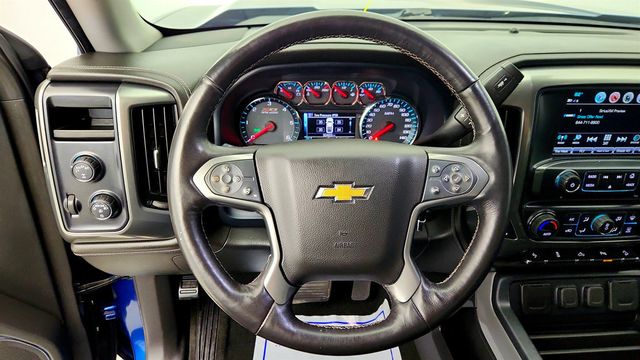 2018 Chevrolet Silverado 1500 4WD Crew Cab 143.5'' LTZ w/2LZ, 20'' Wheels & Plus Package - 23018392 - 12