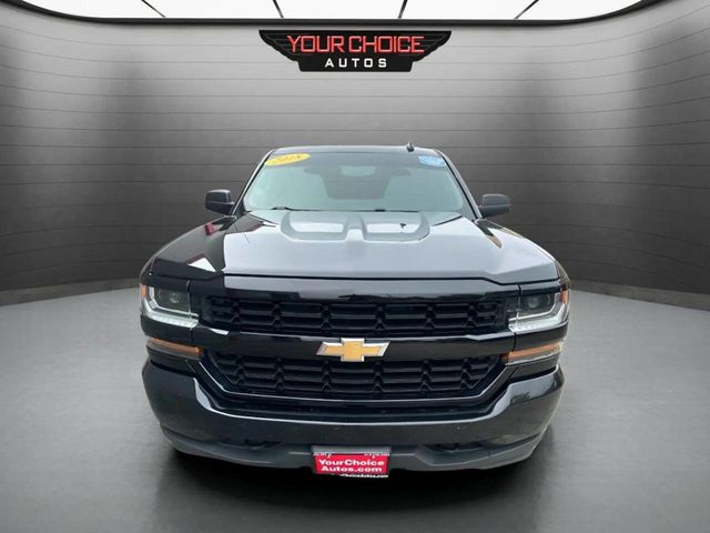 2018 Chevrolet Silverado 1500 4WD Double Cab 143.5" Custom - 22916437 - 1