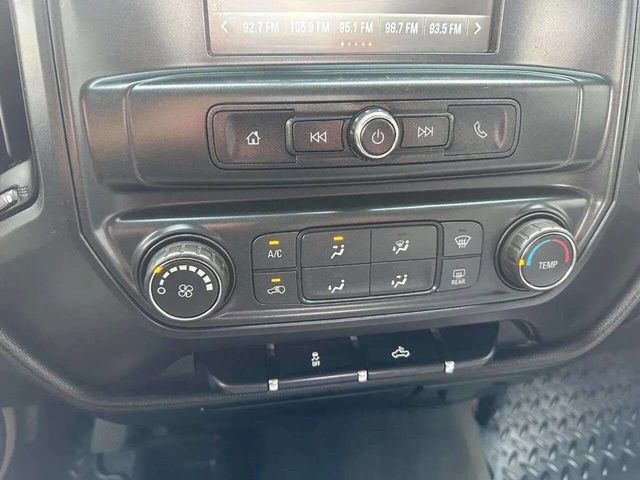 2018 Chevrolet Silverado 1500 4WD Double Cab 143.5" Custom - 22916437 - 20