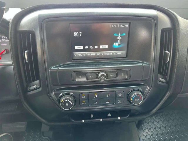 2018 Chevrolet Silverado 1500 4WD Double Cab 143.5" Custom - 22916437 - 30
