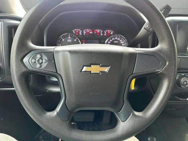 2018 Chevrolet Silverado 1500 4WD Double Cab 143.5" Custom - 22916437 - 38