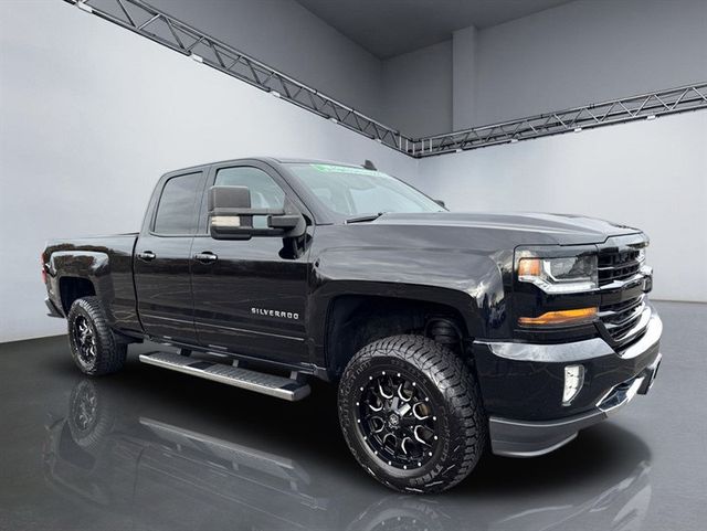 2018 Chevrolet Silverado 1500 4WD Double Cab 143.5" LT w/1LT - 22943384 - 9