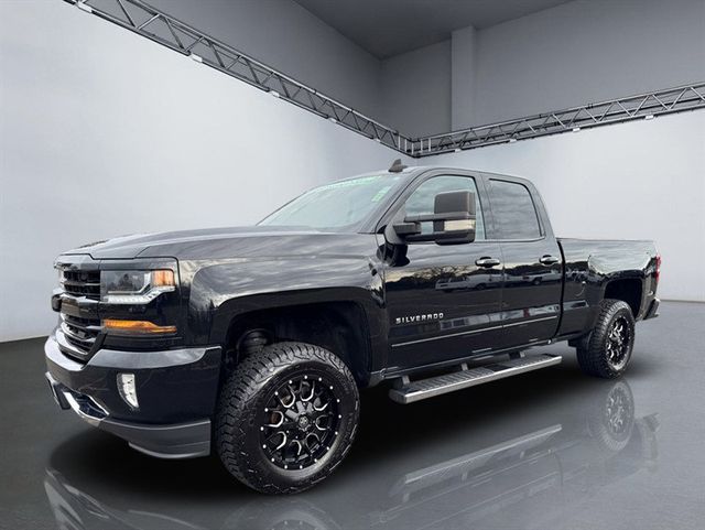 2018 Chevrolet Silverado 1500 4WD Double Cab 143.5" LT w/1LT - 22943384 - 11