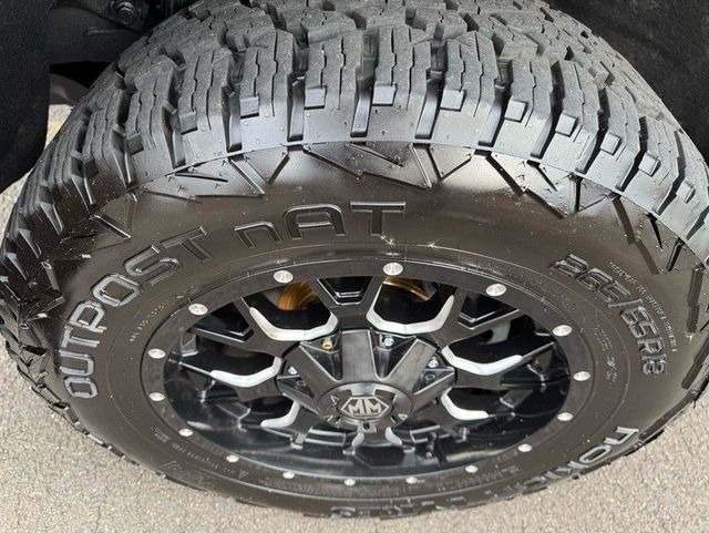 2018 Chevrolet Silverado 1500 4WD Double Cab 143.5" LT w/1LT - 22943384 - 12