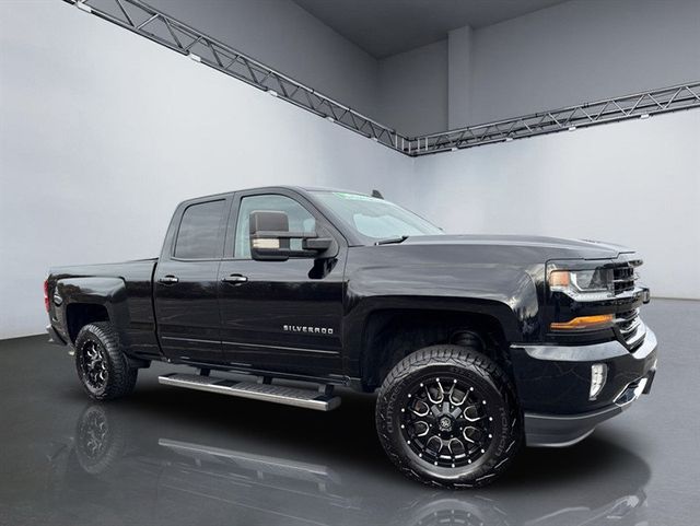 2018 Chevrolet Silverado 1500 4WD Double Cab 143.5" LT w/1LT - 22943384 - 25