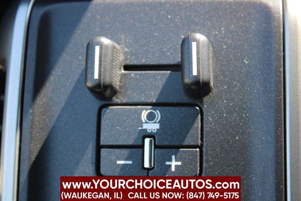 2018 Chevrolet Silverado 1500 4WD Double Cab 143.5" LT w/1LT - 22843417 - 30