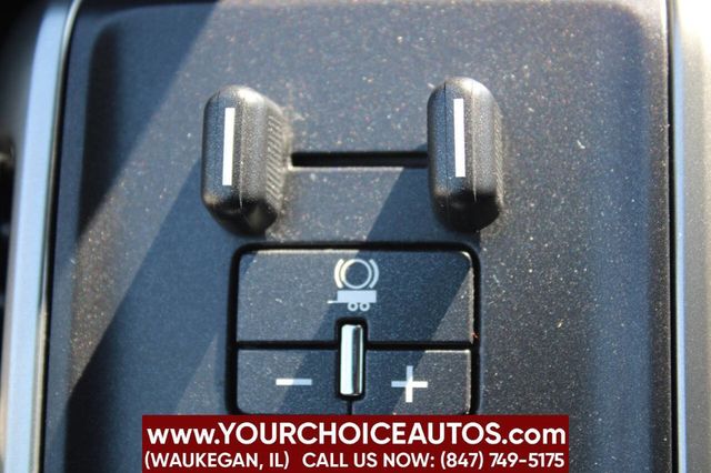 2018 Chevrolet Silverado 1500 4WD Double Cab 143.5" LT w/1LT - 22843417 - 30