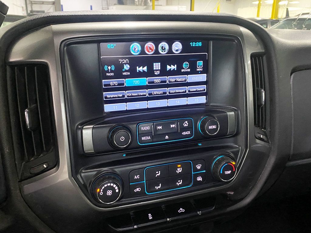 2018 Chevrolet Silverado 1500 4WD Double Cab 143.5" LT w/1LT - 22994957 - 11