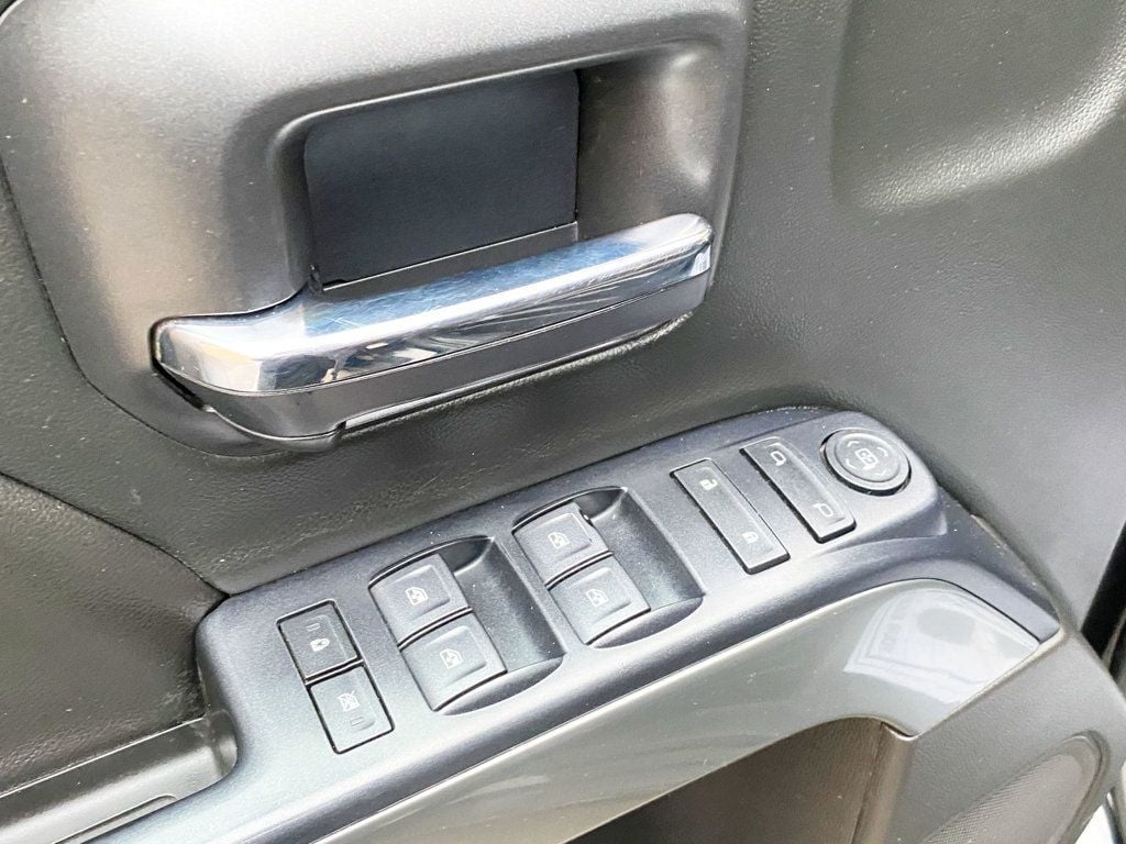 2018 Chevrolet Silverado 1500 4WD Double Cab 143.5" LT w/1LT - 22994957 - 16