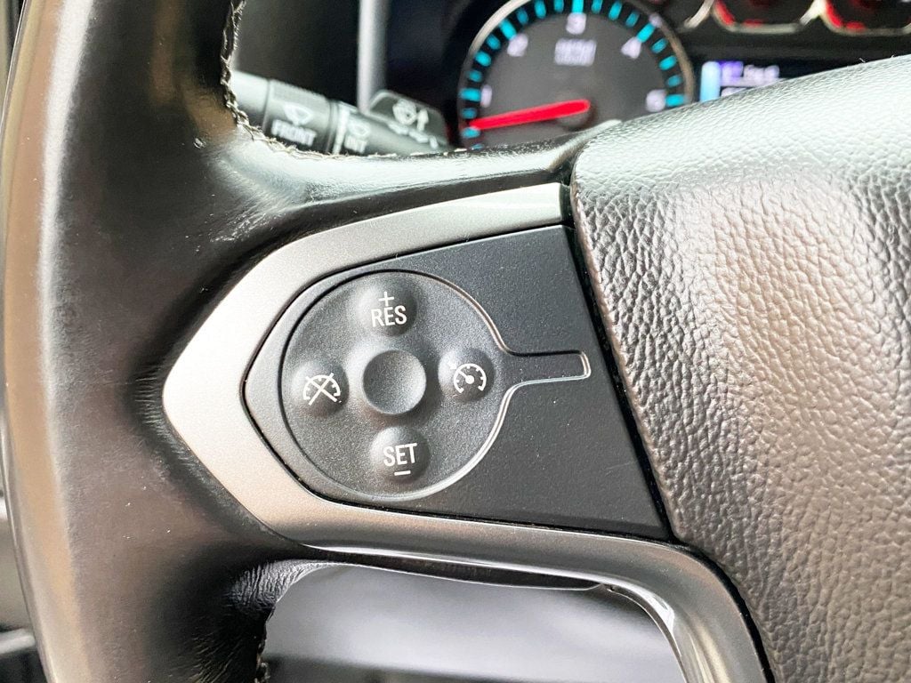 2018 Chevrolet Silverado 1500 4WD Double Cab 143.5" LT w/1LT - 22994957 - 22