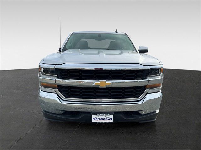 2018 Chevrolet Silverado 1500 4WD Double Cab 143.5" LT w/1LT - 22947313 - 6