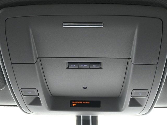 2018 Chevrolet Silverado 1500 4WD Double Cab 143.5" LT w/1LT - 22904261 - 19