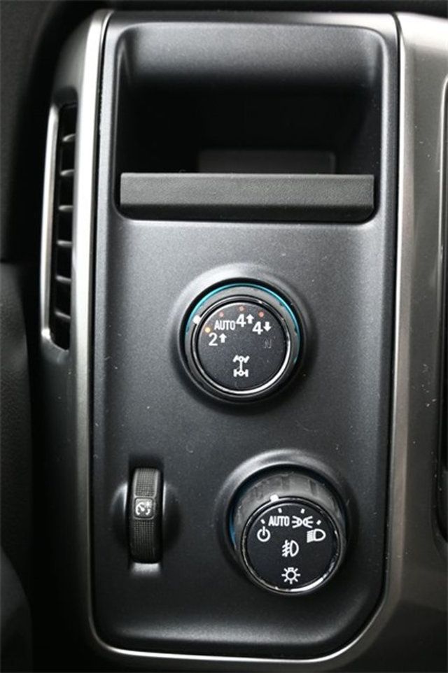 2018 Chevrolet Silverado 1500 4WD Double Cab 143.5" LT w/1LT - 22904261 - 31