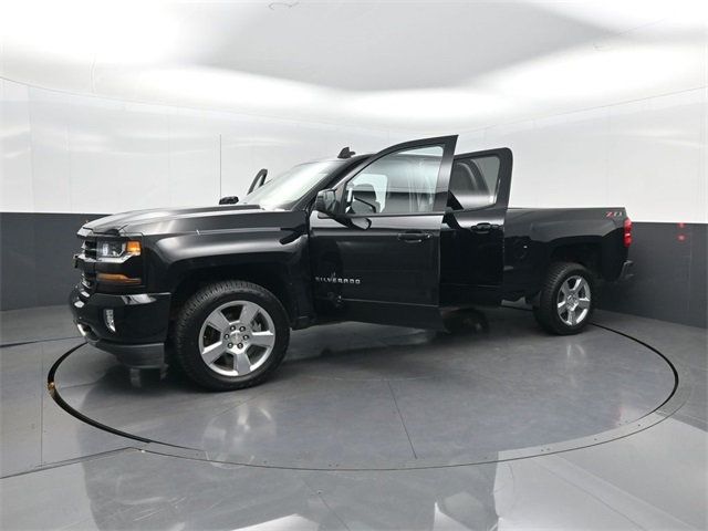 2018 Chevrolet Silverado 1500 4WD Double Cab 143.5" LT w/1LT - 22904261 - 38