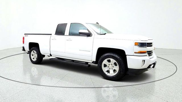 2018 Chevrolet Silverado 1500 4WD Double Cab 143.5'' LT w/1LT & Leather Seats - 23085428 - 2