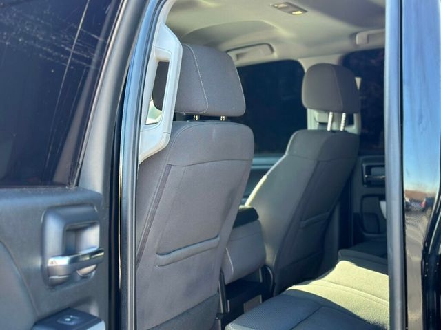 2018 Chevrolet Silverado 1500 4WD Double Cab 143.5" LT w/2LT - 22961179 - 19