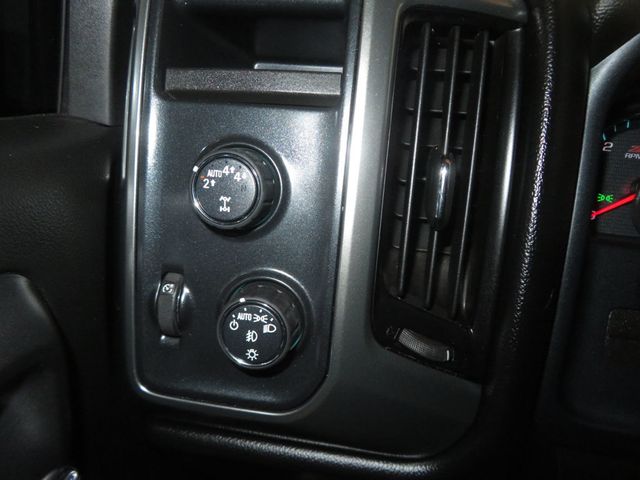 2018 Chevrolet Silverado 1500 4X4 CREWCAB 2OWNER AZ 4X4 SILVERADO LT LOW MILES EXTRA CLEAN  - 22987726 - 41