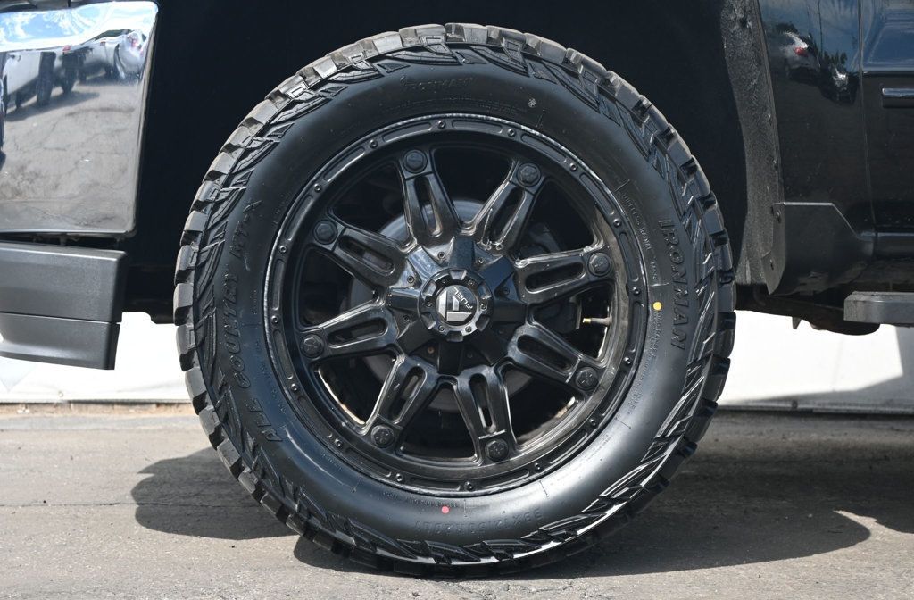 2018 Chevrolet Silverado 1500 LT photo 3