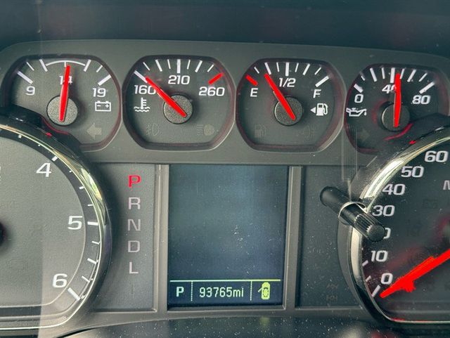 2018 Chevrolet Silverado 1500 Custom Crew Cab 4WD - 23032840 - 14