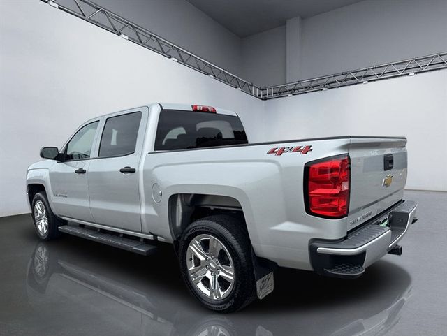 2018 Chevrolet Silverado 1500 Custom Crew Cab 4WD - 23032840 - 4
