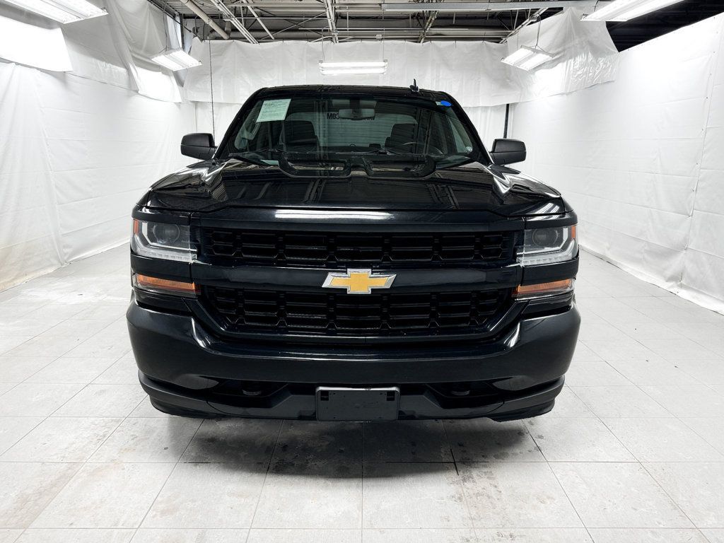2018 Chevrolet Silverado 1500 DOUBLE CAB CUSTOM 4X4 - 22973628 - 1