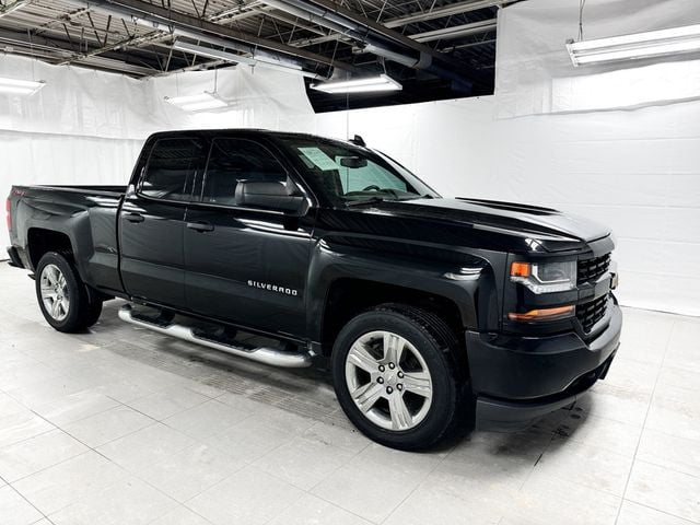 2018 Chevrolet Silverado 1500 DOUBLE CAB CUSTOM 4X4 - 22973628 - 4