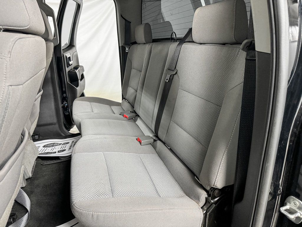 2018 Chevrolet Silverado 1500 DOUBLE CAB CUSTOM 4X4 - 22973628 - 6