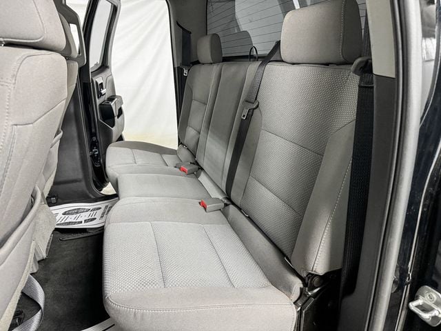 2018 Chevrolet Silverado 1500 DOUBLE CAB CUSTOM 4X4 - 22973628 - 6