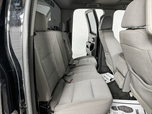 2018 Chevrolet Silverado 1500 DOUBLE CAB CUSTOM 4X4 - 22973628 - 7