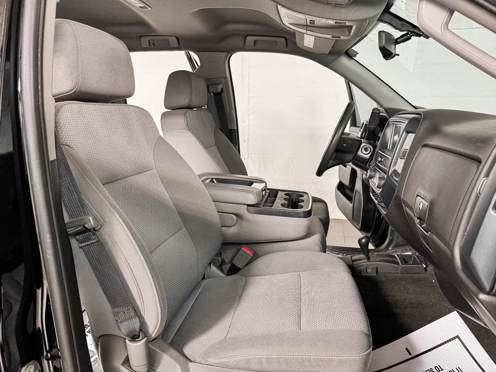 2018 Chevrolet Silverado 1500 DOUBLE CAB CUSTOM 4X4 - 22973628 - 8