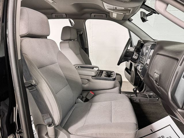 2018 Chevrolet Silverado 1500 DOUBLE CAB CUSTOM 4X4 - 22973628 - 8