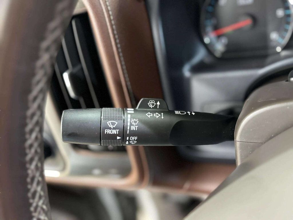 2018 Chevrolet Silverado 1500 High Country 4x4 4dr Crew Cab 5.8 ft. SB - 23014697 - 30