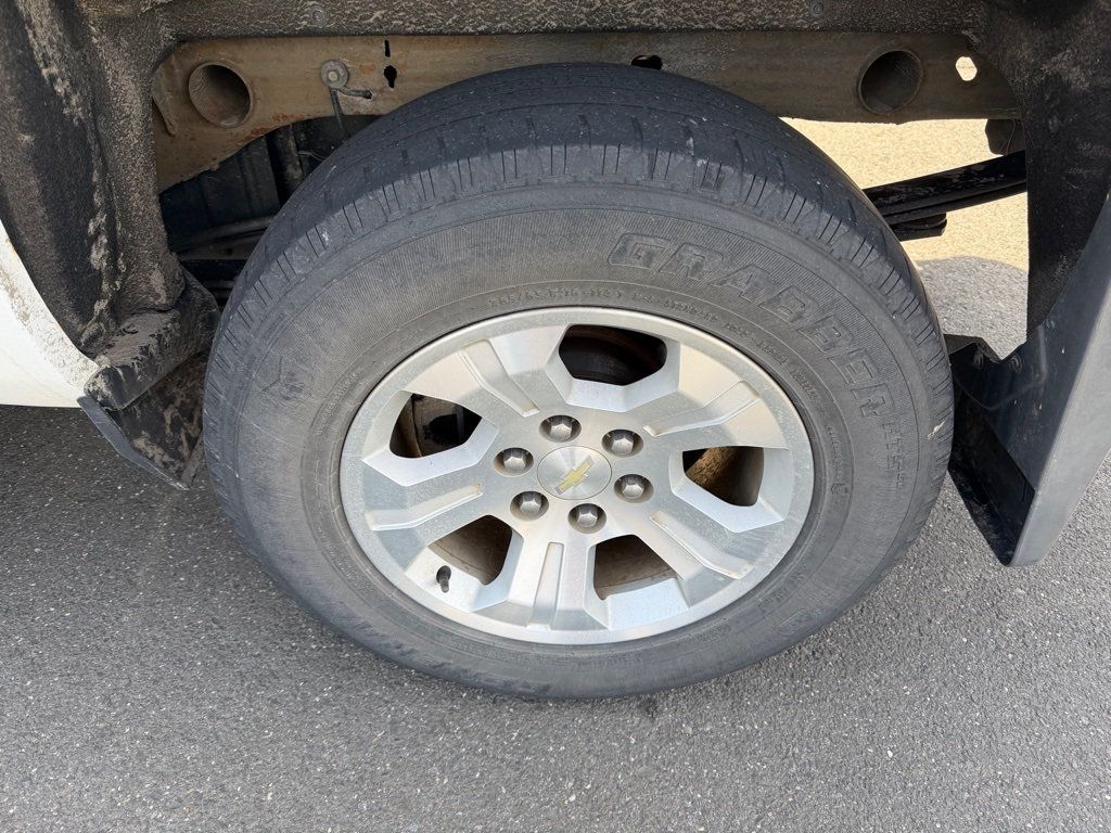 2018 Chevrolet Silverado 1500 LT - 22989927 - 12