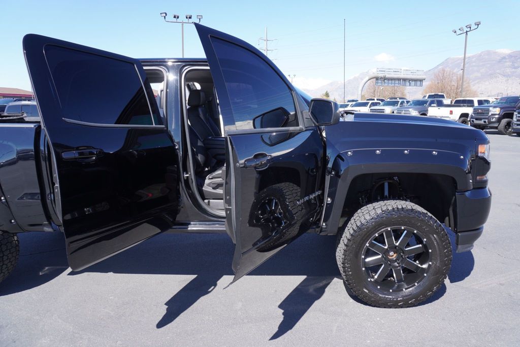 2018 Chevrolet Silverado 1500 LT - 23008900 - 21