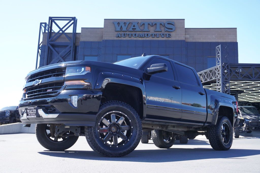 2018 Chevrolet Silverado 1500 LT - 23008900 - 4