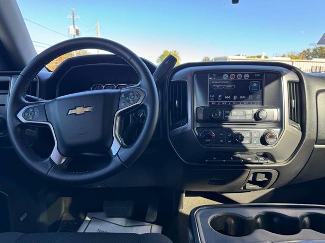 2018 Chevrolet Silverado 1500 LT 4x2 4dr Crew Cab 5.8 ft. SB - 22665952 - 18