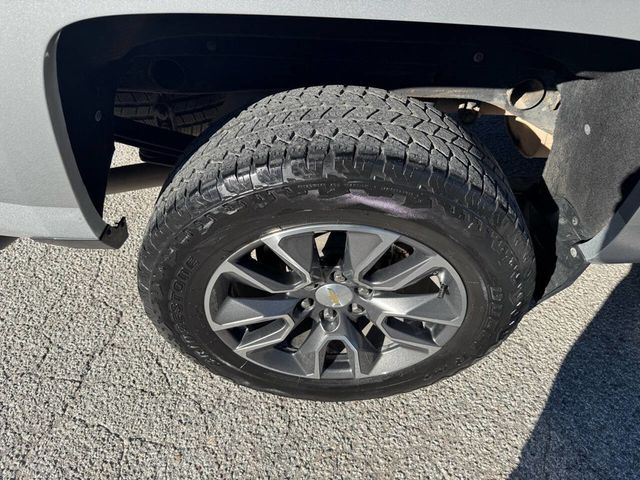 2018 Chevrolet Silverado 1500 LT 4x2 4dr Crew Cab 5.8 ft. SB - 22665952 - 26